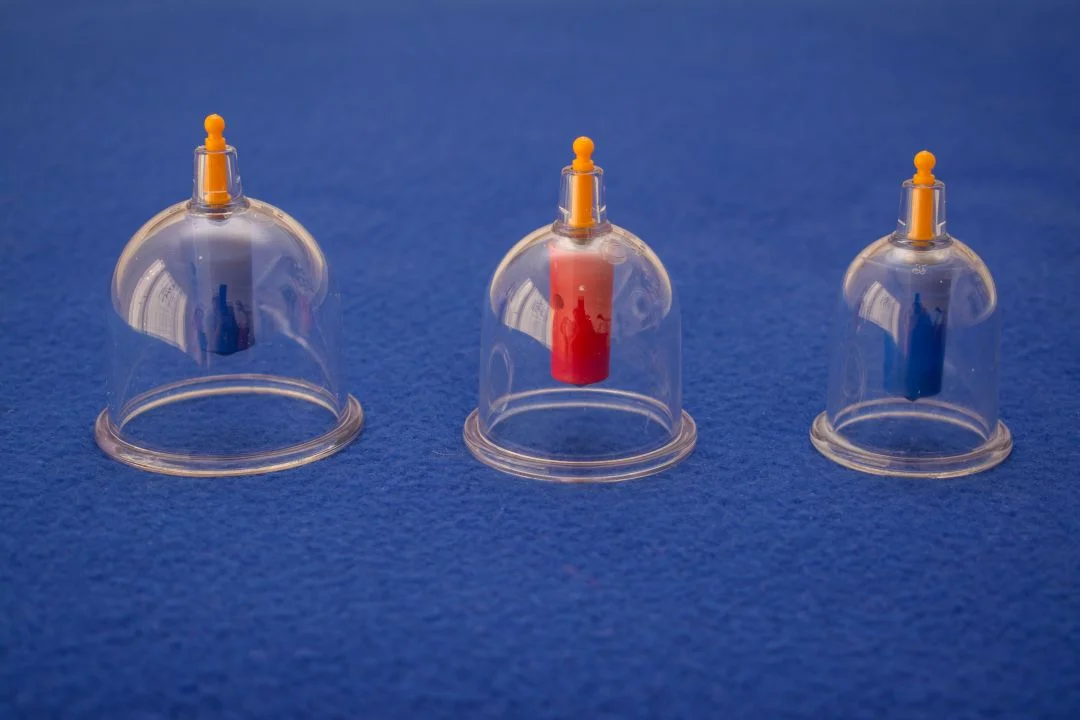 Hacamat günleri 2026 için bilgilendirici içerikte kullanılan hacamat kupaları